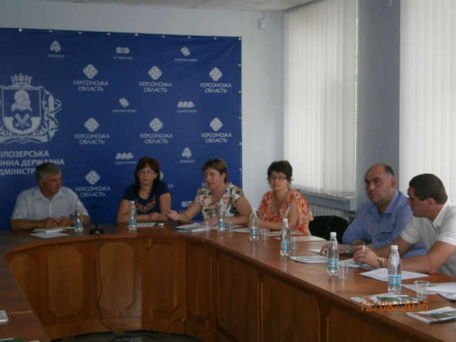 Елла Петренко презентує роботу Білозерського Центру правової інформації та консультацій